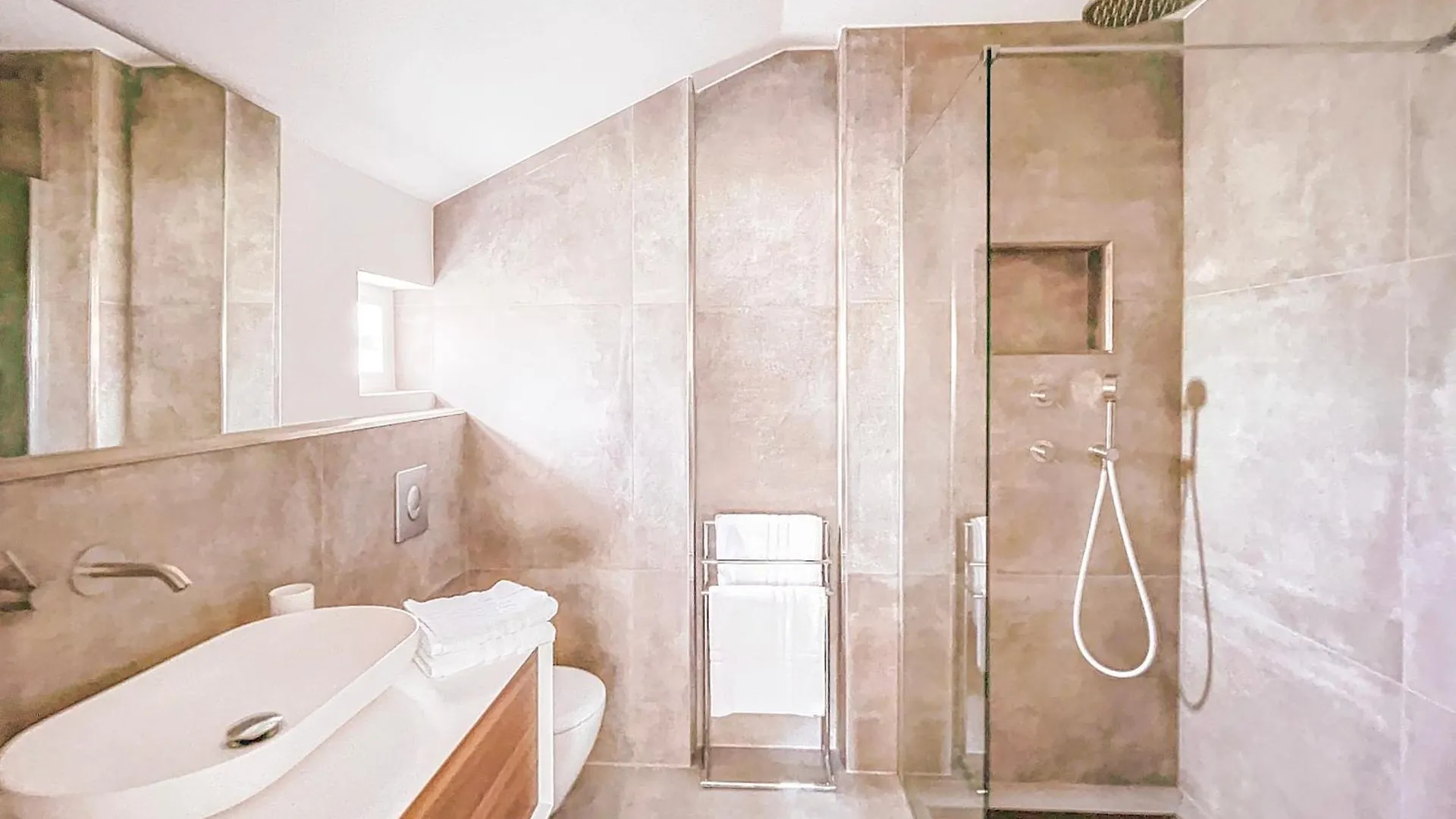 Villa Mogador Beach House, Luxury And Uniqueness In Grand Case. Sint Maarten/Saint Martin