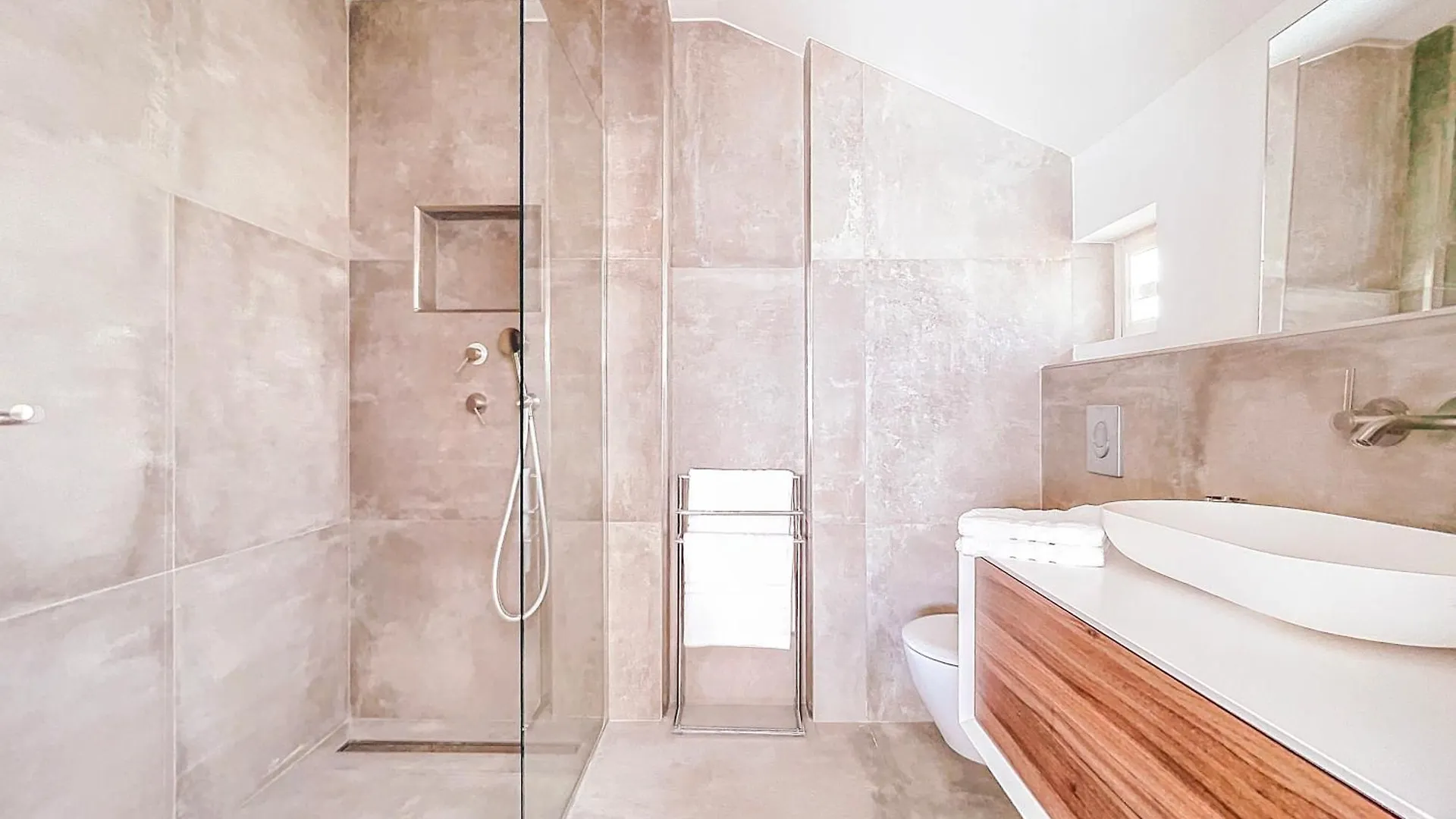 Mogador Beach House, Luxury And Uniqueness In Grand Case. Villa