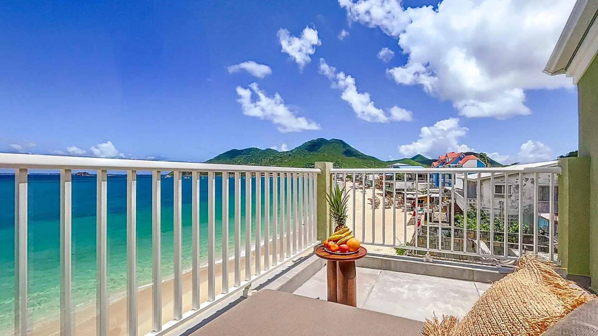 Mogador Beach House, Luxury And Uniqueness In Grand Case. Villa