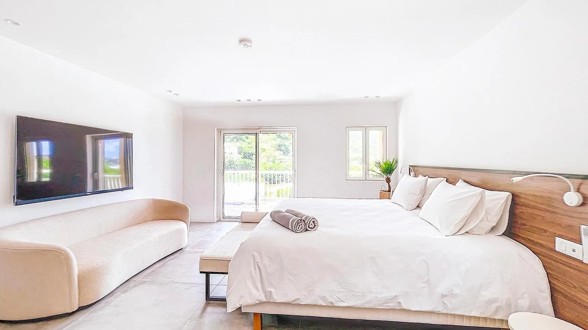 Mogador Beach House, Luxury And Uniqueness In Grand Case. Sint Maarten/Saint Martin