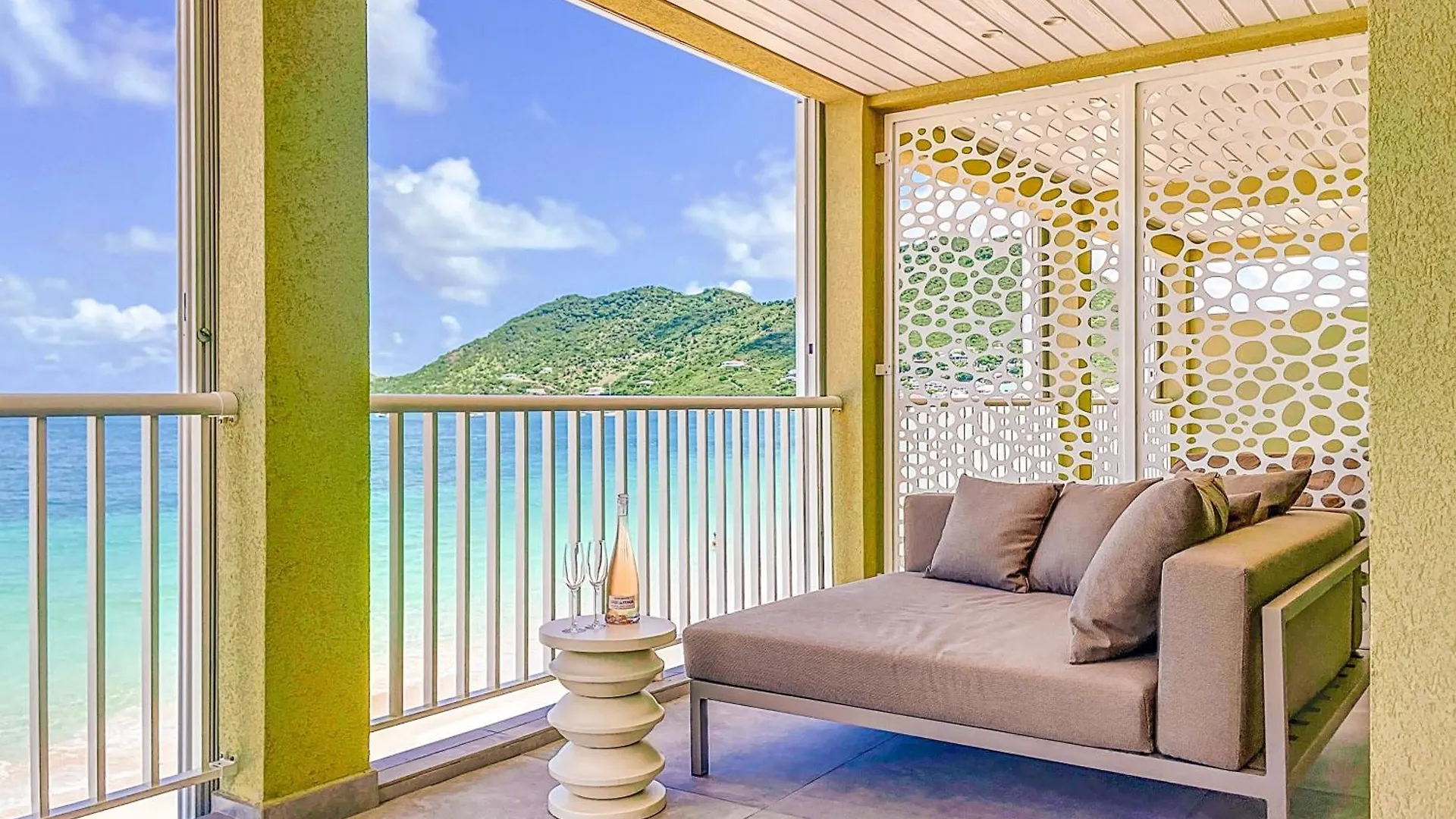 Mogador Beach House, Luxury And Uniqueness In Grand Case.